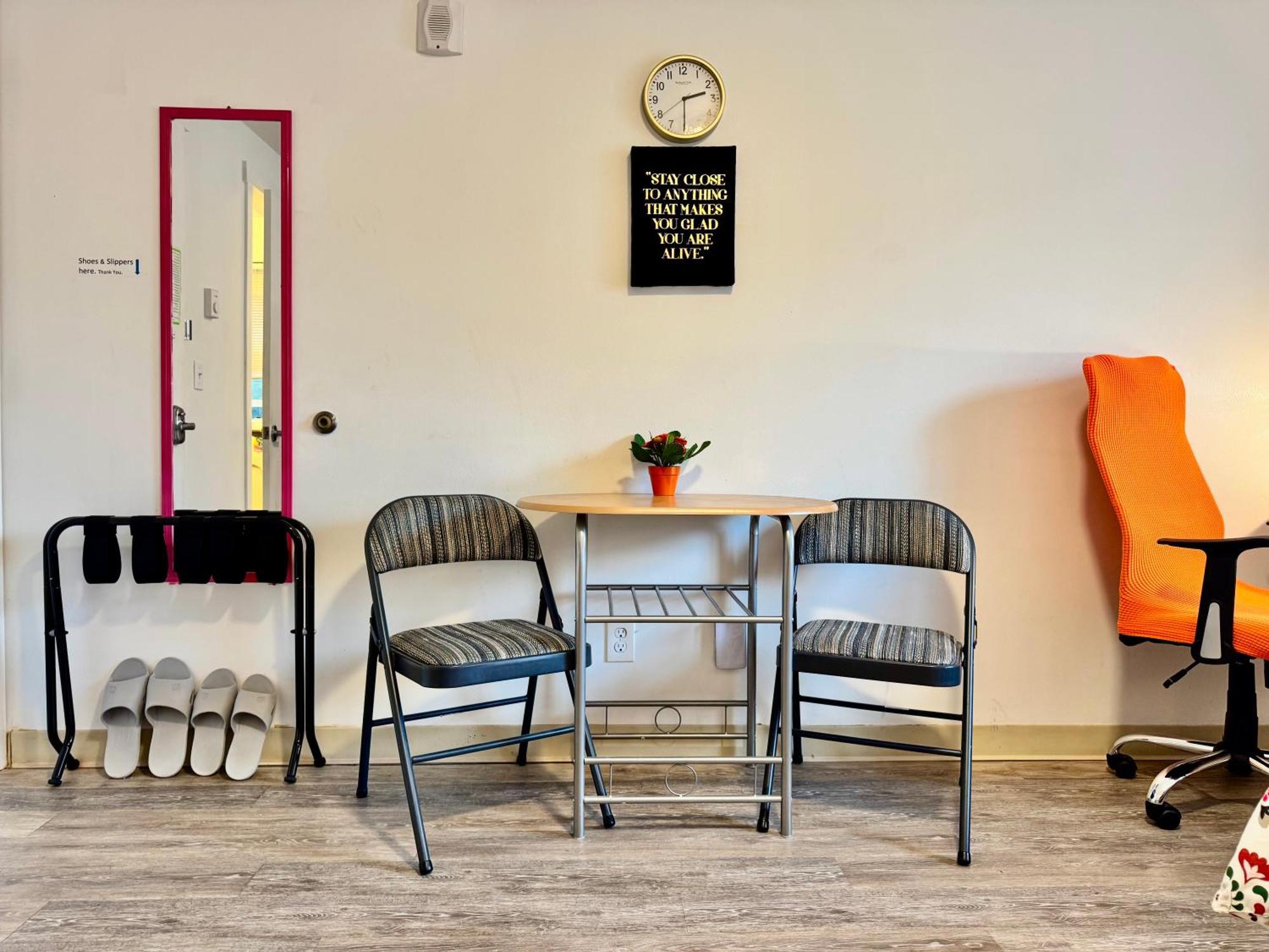 Micro Studio Apartment In University District- 10 Mins Walk To University Of Wa Seattle Exterior photo